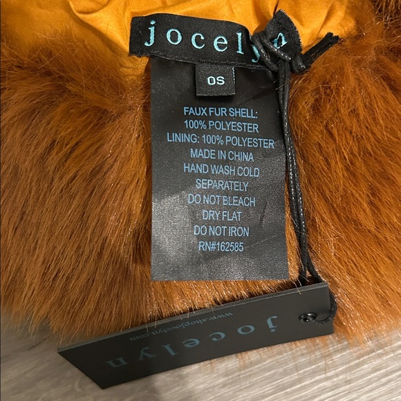 Jocelyn Faux Fur oversized Bucket Hat - Picture 9 of 9